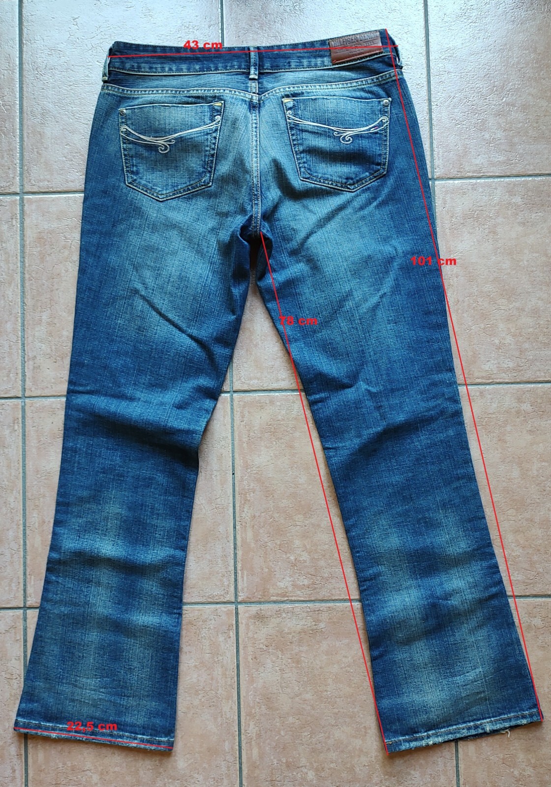 Foto 3 di 20