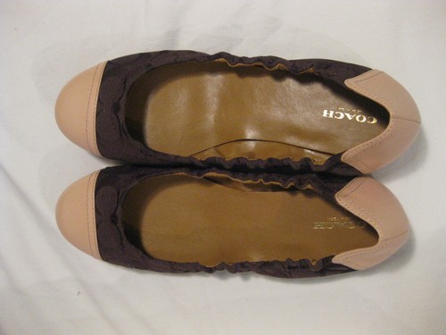 NEW IN BOX COACH CALLIE 12CM SIGNATURE FLATS 9.5M - Picture 5 of 10
