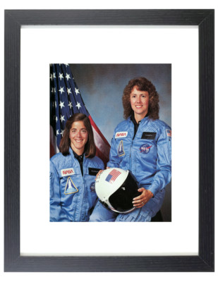 CHRISTA McAULIFFE & BARBARA MORGAN NASA Astronauts Matted & Framed Picture Photo