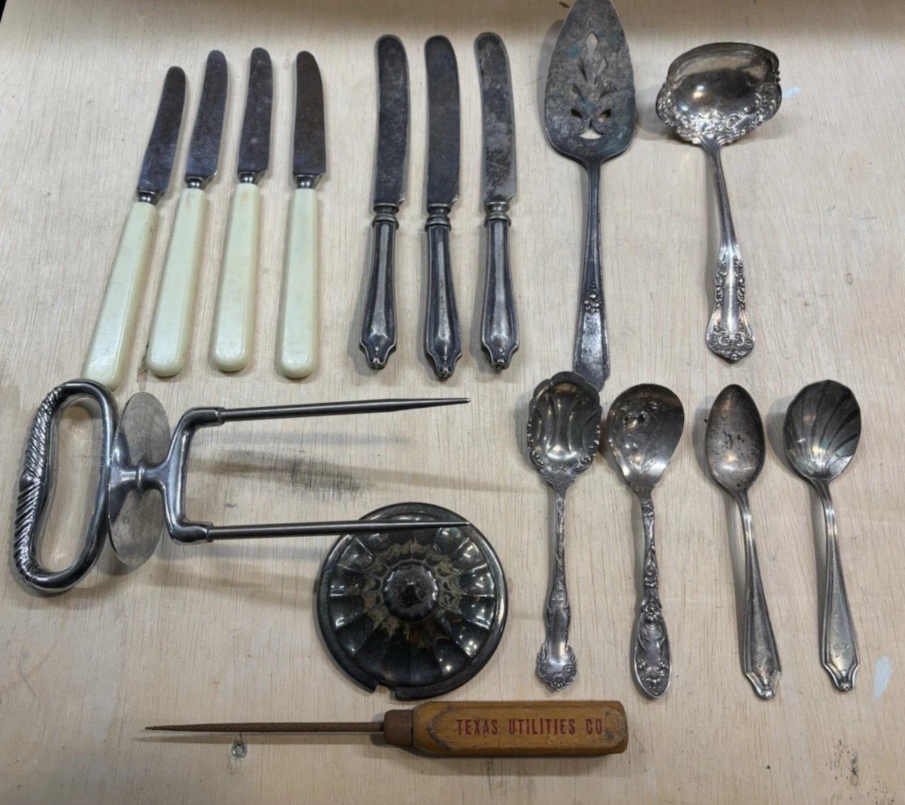 Vintage Silverplate Flatware & Kitchen Utensil Lot Rogers Bros Oneida Ice Pick