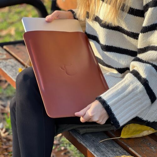 Funda de cuero para 13 Macbook Air 13,6 pulgadas / 13 Macbook Pro 2018-2025 vertical - Imagen 14 de 20