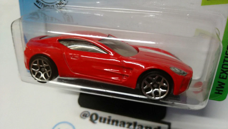 Hot Wheels Aston Martin One-77 2020-229 (NP36) - Immagine 2 di 2