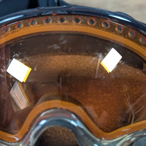Oakley Snow Goggles Amber Lens Vented Skiing Snowboarding Goggles - Picture 5 of 11
