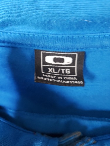 Oakley Mens XL Polo Shirt Short Sleeve Blue Striped Golf - Picture 3 of 6