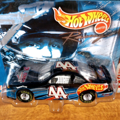 Hot Wheels Pro Racing Treasure Hunt Series Pontiac Grand
