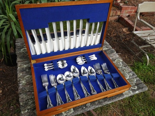 VINTAGE ENGLISH KINGS PATTERN CUTLERY SET SILVER PLATE FOR 6 WOOD CANTEEN