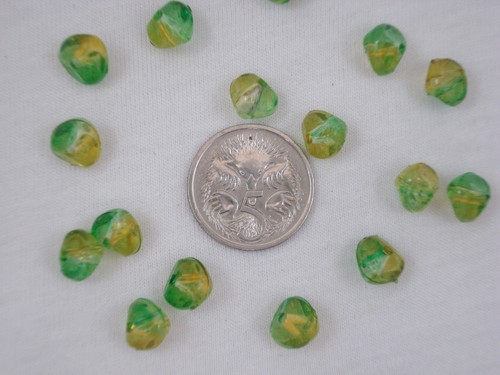 Cuentas de plástico pellizcadas 25 g limón/lima joyería artesanía hágalo usted mismo - Imagen 2 de 2
