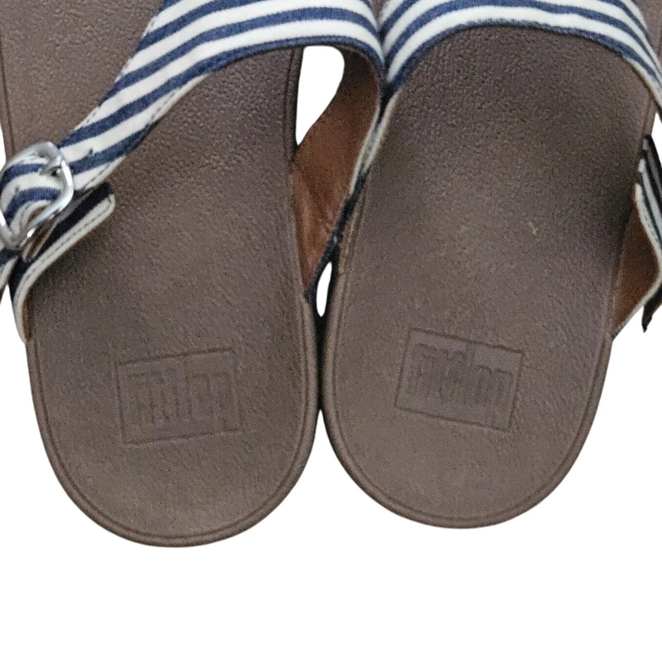 Sandálias femininas FitFlop listradas náuticas azul creme 9 - Imagem 3 de 4