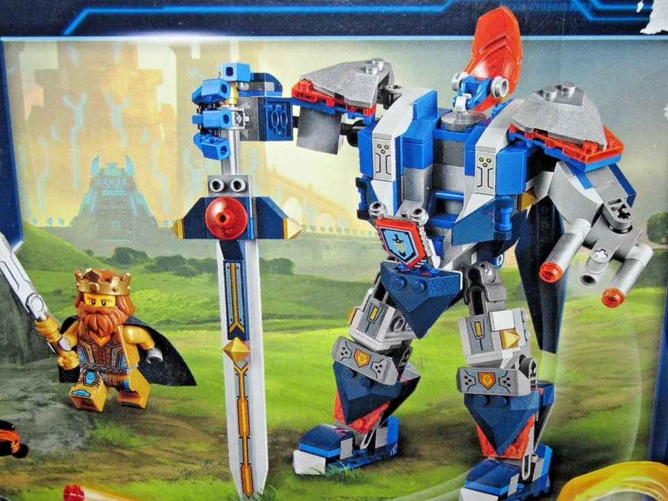 LEGO NEXO KNIGHTS 70327 ~ THE KING'S MECH ~ NISB FLAMETHROWER Crossbow Shooter - Image 4 of 4