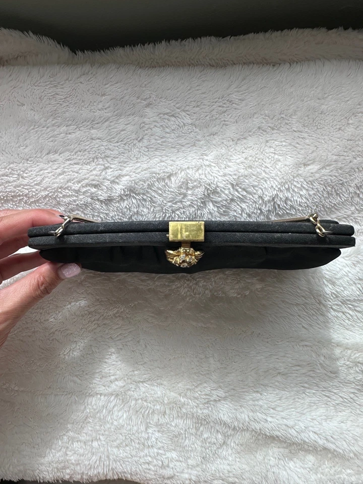 Vintage HL black purse with gold chain 1950's - Image 3 of 4
