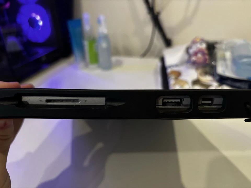 Microsoft Surface Pro 1807 8GB ram 256GB SSD Funciona - Imagen 2 de 4