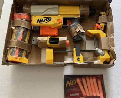 NERF N-Strike Recon CS-6 Dart Blaster Yellow - new & complete open