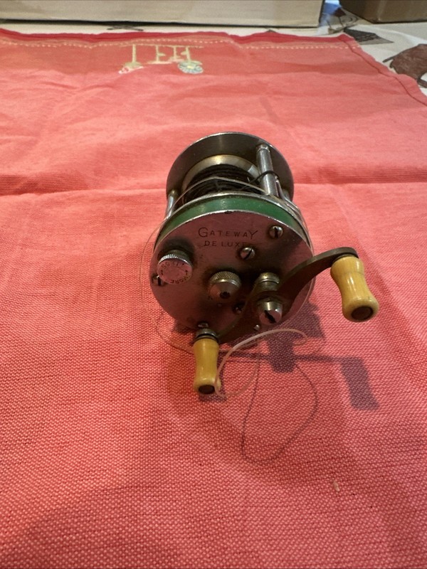 Shakespeare Gateway Deluxe 1964 Nickel Silver Casting Reel
