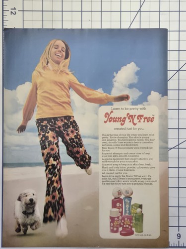 Young 'N Free Cabello Cuidado de la Piel Niña Playa Wheaton Terrier Anuncio Estampado Vintage 1970 - Imagen 2 de 4