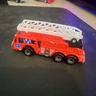 MATCHBOX LADDER TRUCK - FIRE ENGINE 🚨 1:64 DIECAST CAR 🚨 VINTAGE 1982 - SEE!