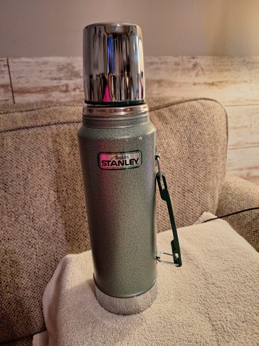 Thermos Aladdin Stanley verde vintage A-944dh made in USA ottime condizioni - Foto 1 di 8