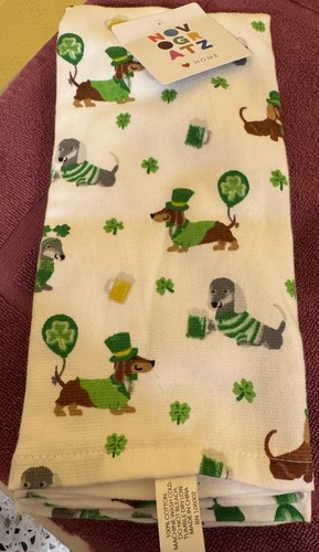 Sweet Dachshund Doxie Weiner Dog~St Patrick's Day Kitchen Dish Towel Set~NEW - Picture 1 of 6