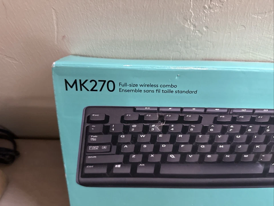 Logitech MK270 Wireless Keyboard and Mouse Combo (920-004536) - Image 2 of 4