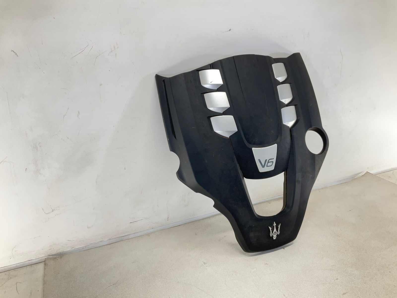 17-18 MASERATI Levante 3.0L Engine Motor Top Cover Panel OEM CM