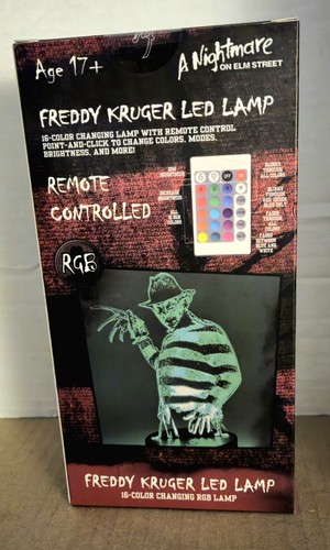 UN INCUBO SU ELM STREET, FREDDY KRUGER, LAMPADA LED, 2024, "NUOVO" - Foto 3 di 6