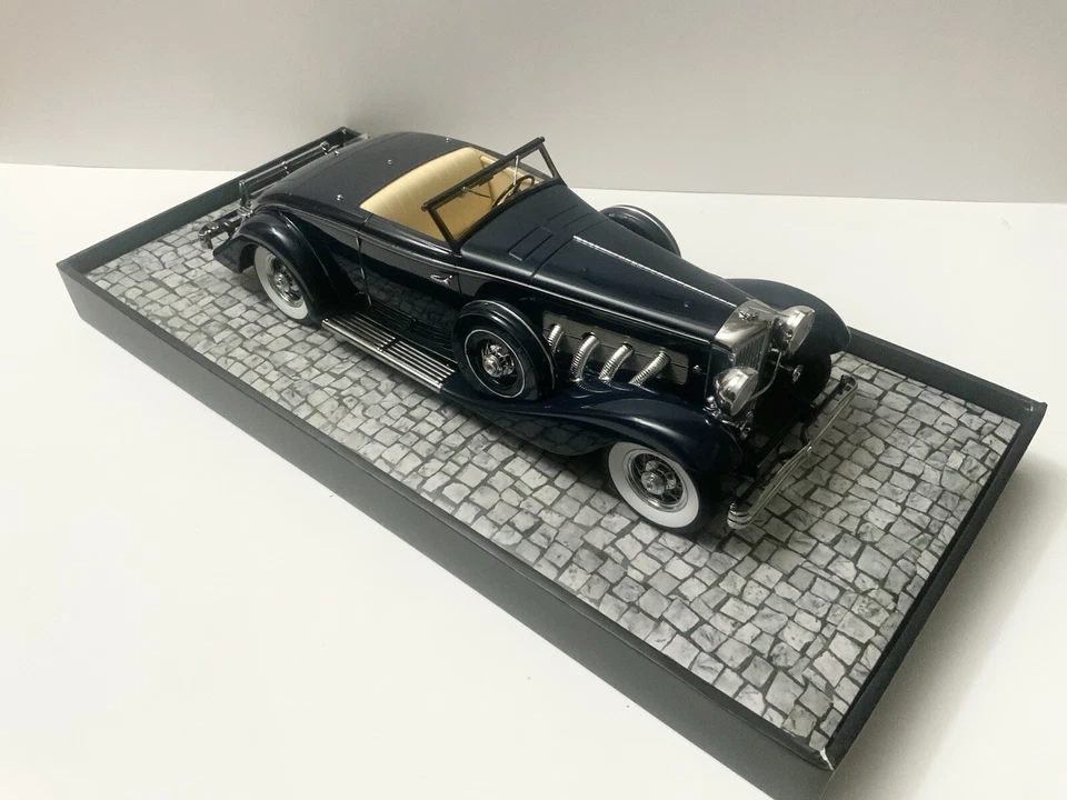 1/18 1936 Duesenberg SJN Supercharg Coupe open LE 140 pcs. Minichamps 107150332 - Image 4 of 4