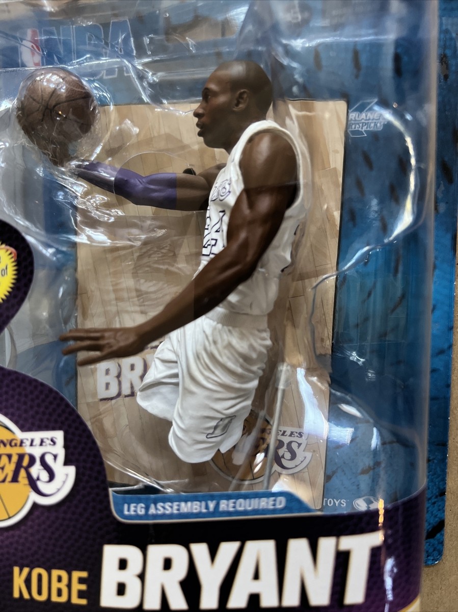 NBA SERIES 23 KOBE BRYANT MCFARLANE VARIANT WHITE CHASE