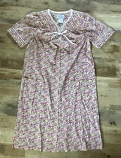 Vtg 60s 70s Style House Coat Robe Dress Muumuu Pearl Snap MOD Floral Pockets X S
