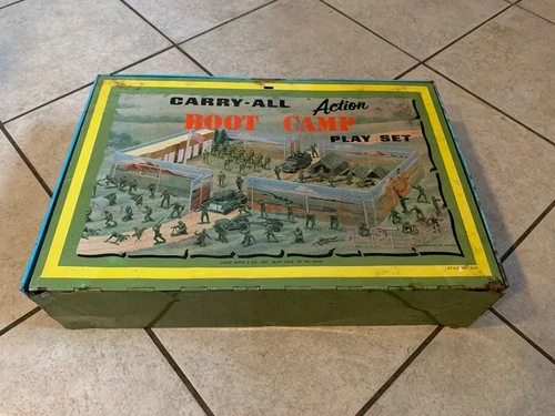 Vintage Louis Marx Carry All Boot Camp Toy ACTION PLAY SET w/ TIN CASE #4645