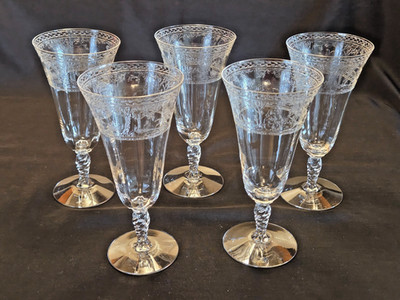 VNTG FOSTORIA ETCHED FOX  AND HOUND  ''HUNTING SCENE '' CHAMPAGNE FLUTES *5*