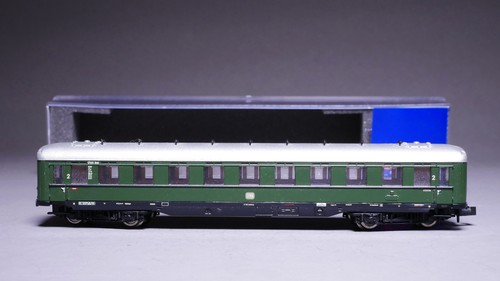 Spur N Roco 24550 Schürzenschnellzugwagen 2. Kl. B4üw DB in OVP #AA_401 | Zustand: Gebraucht