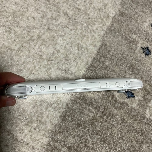 PS Vita PCH-2000 Gundam Breaker Limited Edition Konsole getestet funktioniert - Bild 8 von 10