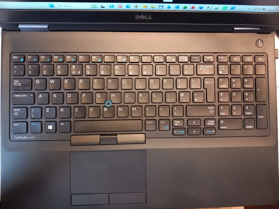 Dell Latitude E5570 · i5-6300U · 16GB · 256GB, photo 2 of 5