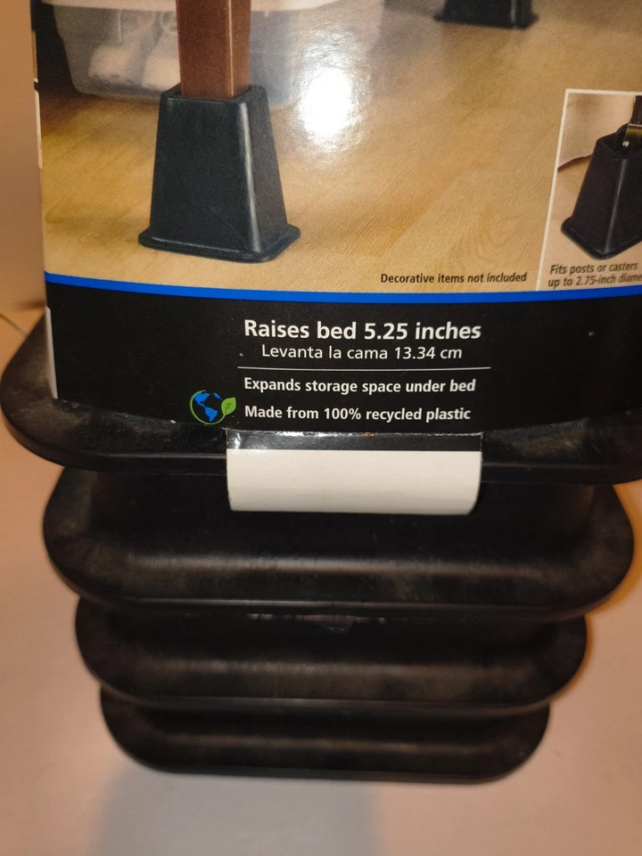Elevadores de cama alta Mainstays Home Management, negros, paquete de 4 Foto 2 de 3