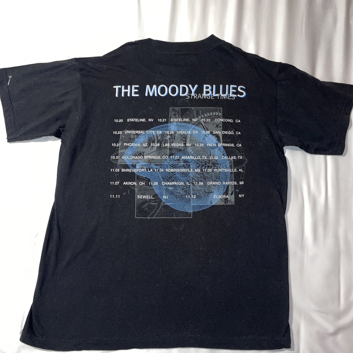 Vintage 1999 The Moody Blues Strange Times Tour T Shirt