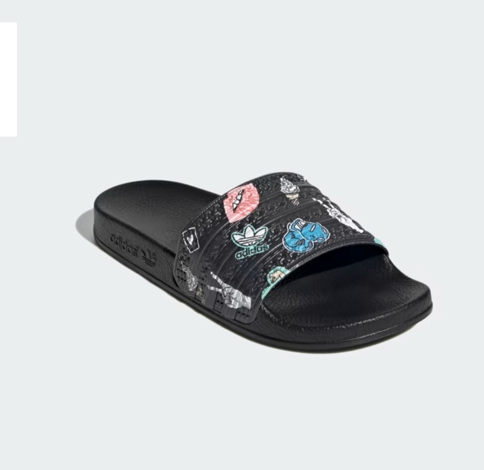 ADIDAS ADILETTE J SLIDESColor Black/Black/BlackSize 6 Big ADIDAS ADILETTE J SLIDESColor Black/Black/BlackSize 6 Big