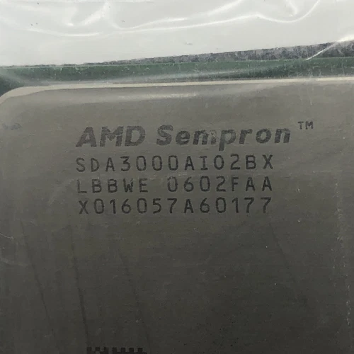 AMD Sempron 3000+  1.8GHz Socket 754 CPU Processor  SDA3000AI02BX Vintage 2001