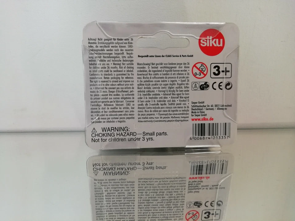 SIKU 1335 CLAAS ARES CON CARICATORE FRONTALE SU BLISTER - Immagine 3 di 3