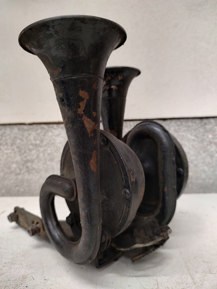 Vintage Double HiLow Ooga Horn 1950's Untested Hot Rod Car Truck Ford