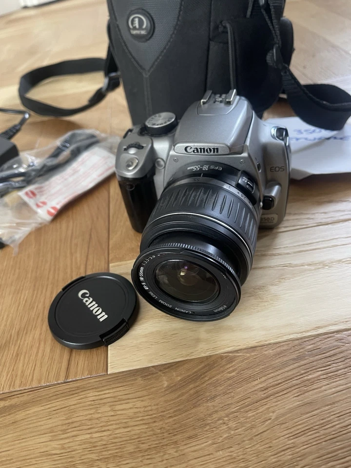 Canon DS6041 Camera With 4gb Memory Card, photo 2 of 5