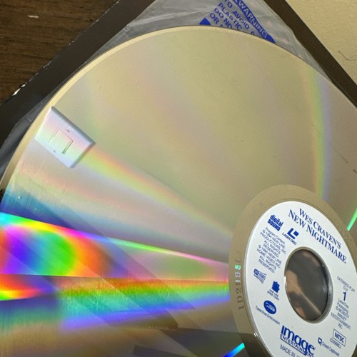 Wes Craven’s New Nightmare Laserdisc 1995 - Picture 5 of 13
