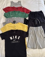 Ubrania chłopięce Rozmiar 8-10 (partia łącznie 9) 6 koszul 3 szorty