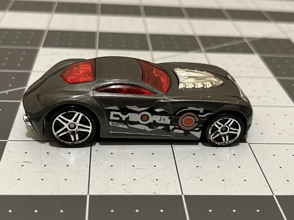 JUSTICE LEAGUE Design CYBORG SIR OMINOUS LOOSE Hot Wheels DC Comics - Image 2 of 4