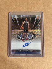 2025-26 Topps Chrome Joan Beringer Black Geometric /10 On Card Auto Rookie RC