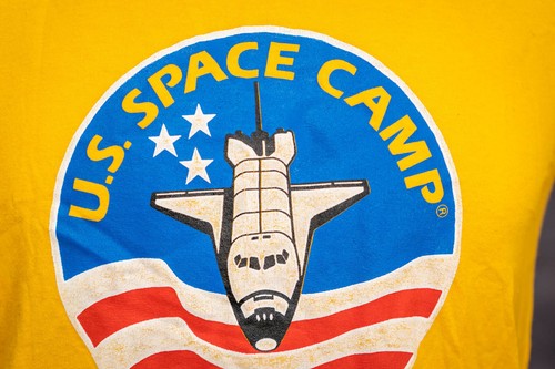 United States US Space Camp Shuttle yellow Small T-shirt NASA USA Vtg Tee - Picture 5 of 8
