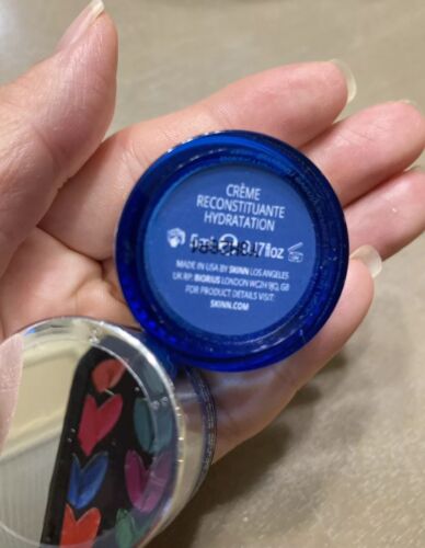 Bundle of 4 Skinn Divine Elixir Hydrating Algue Gel Cream Travel Size 0.17 Oz ea - Picture 4 of 4