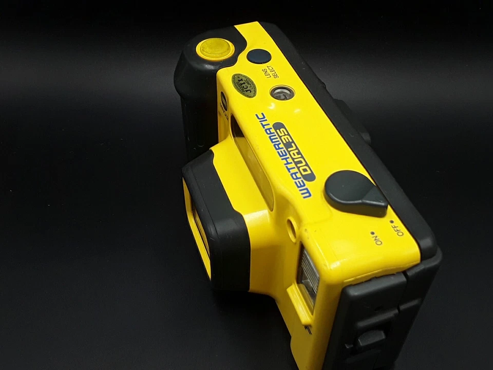 Minolta Weathermatic Dual 35 Film Camera 35mm UNDERWATER 35mm Japan  - Image 3 of 4