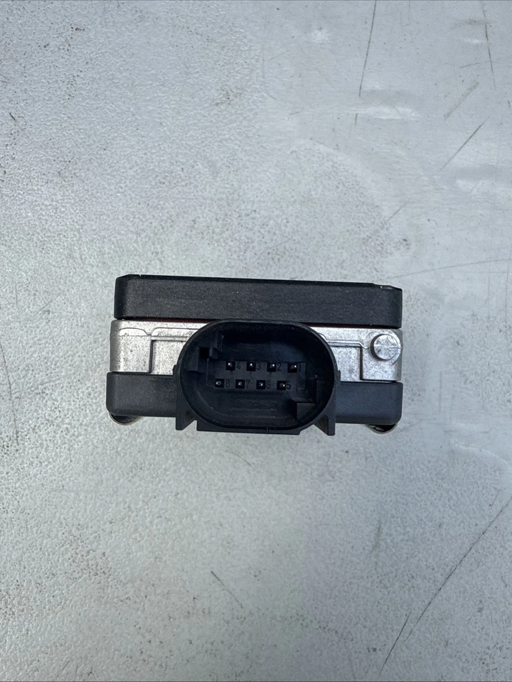 36801-THR-A220 2020 Honda Odyssey sensor de radar delantero control de crucero Foto 3 de 3