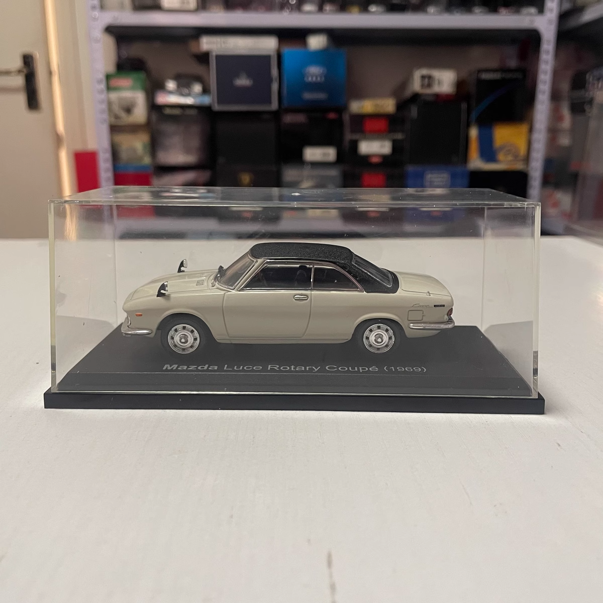 1:43 Norev MAZDA Luce Rotary Coupe 1969 R130 Diecast Model-without