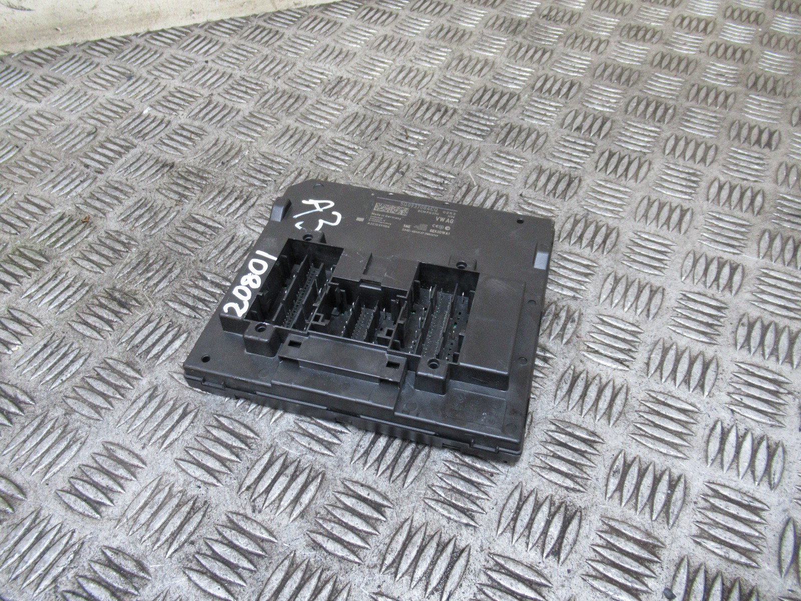 Picture 1 of 8