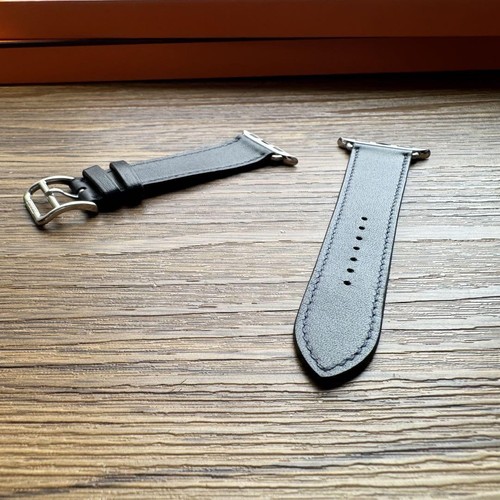Hermes Navy Leather Apple Watch Band Fits 38mm 40mm 41mm 42mm Adjustable Strap - 第 6/9 張圖片